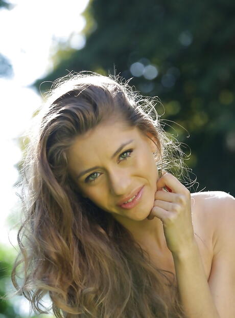 Hot american youthful Rebel Lynn in softcore gallery